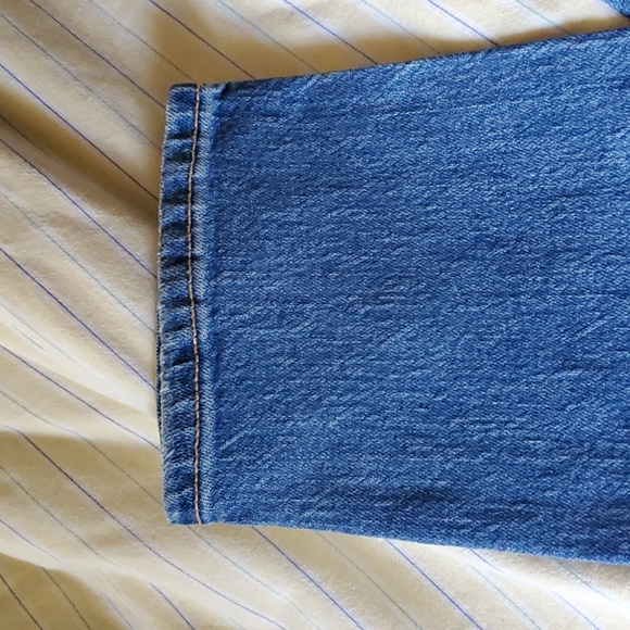 Old Navy Tall Jeans - Picture 6 of 15